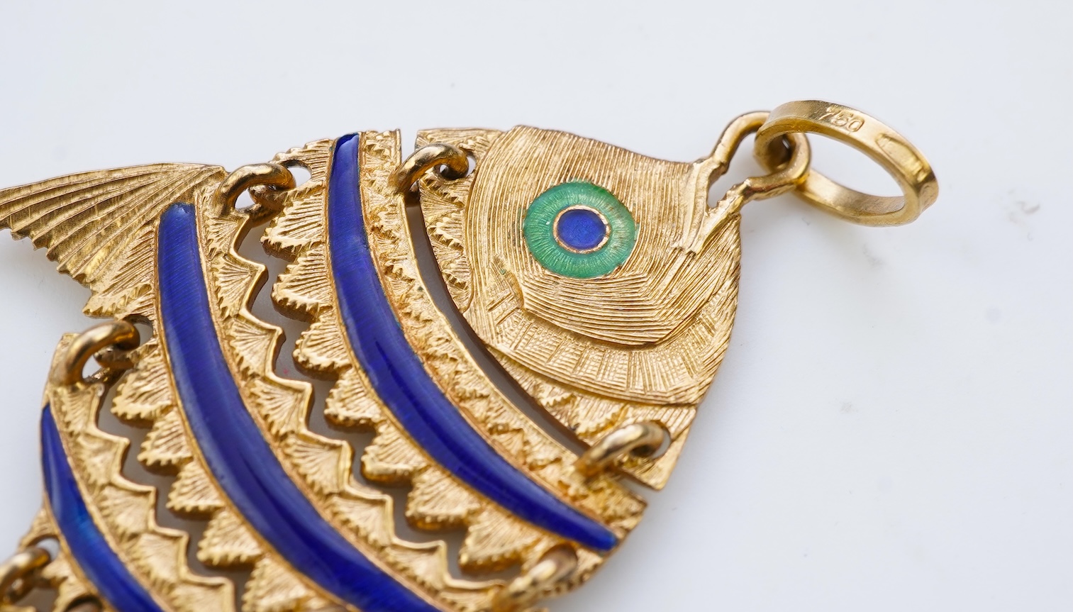 Ponzalli & Chini, a gold and enamel pendant, Italy, circa 1960